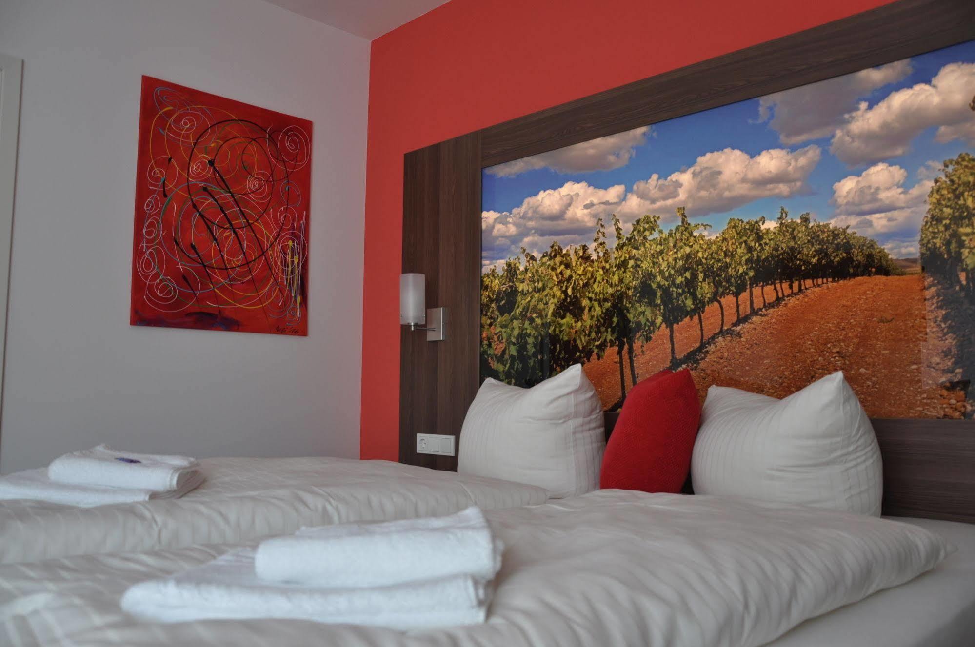 Schroeders Wein-Style-Hotel Трир Экстерьер фото